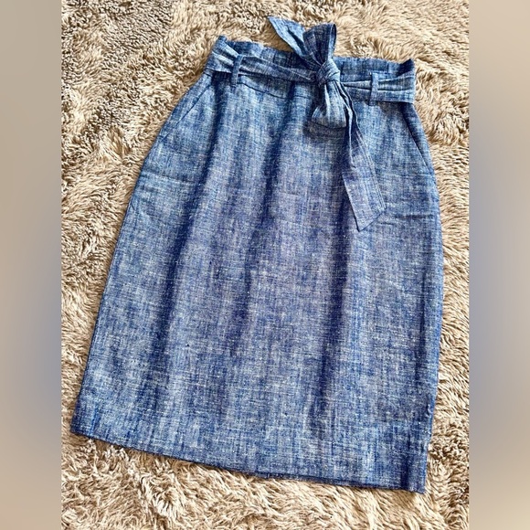 Ann Taylor Skirt 2 Petite - Picture 1 of 11